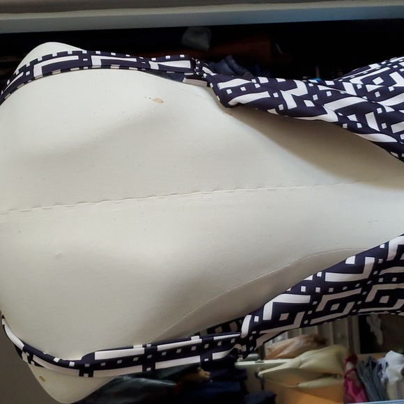 Halter Dress - Picture 3 of 4